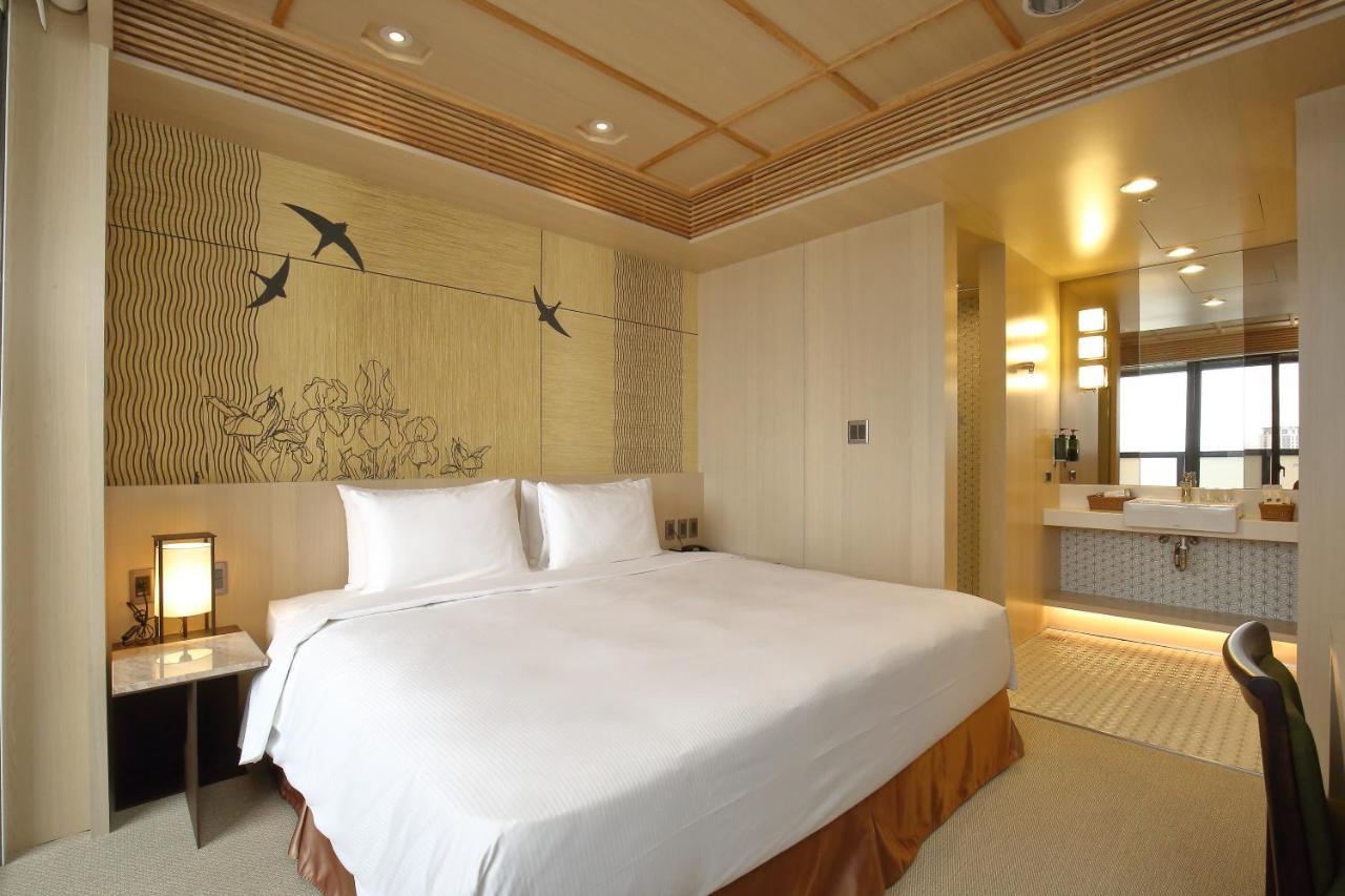 Kloud Hotel Taichung Exterior photo