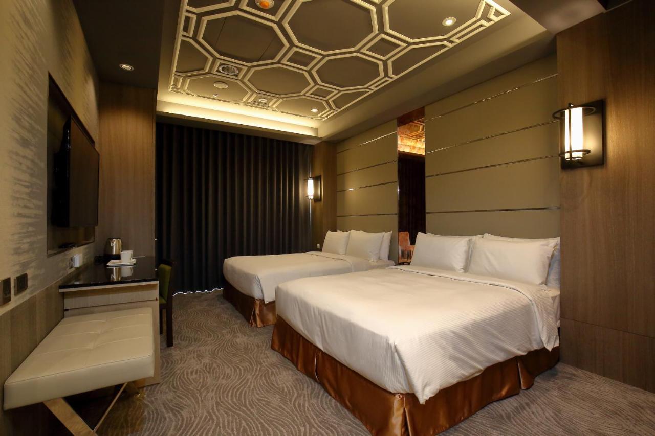Kloud Hotel Taichung Exterior photo